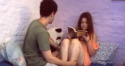 เมียอ่านหนังสืออยู่แต่ผัวเงี่ยน แตกเต็มท้องเลย